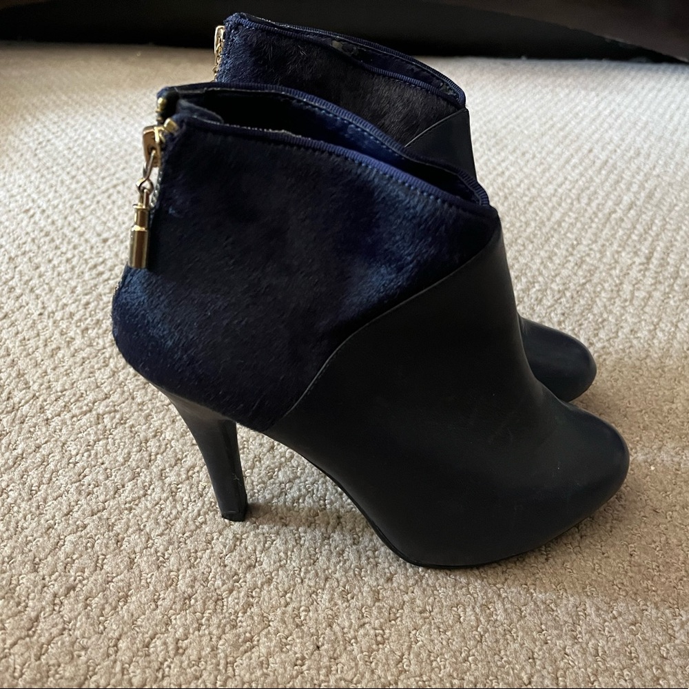 Me Too Booties - Picture 8 of 8